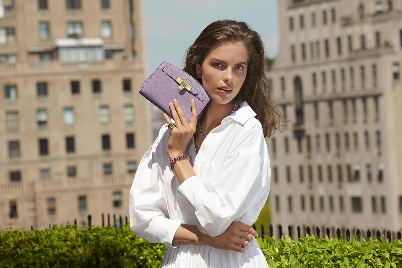 1781 Pochette Handbag in Pebble Grain Leather