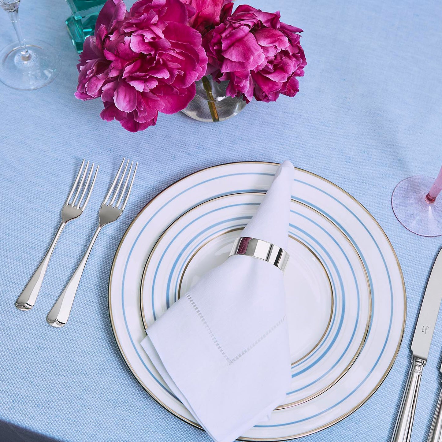 Classic Open Oval Napkin Ring in Sterling Silver