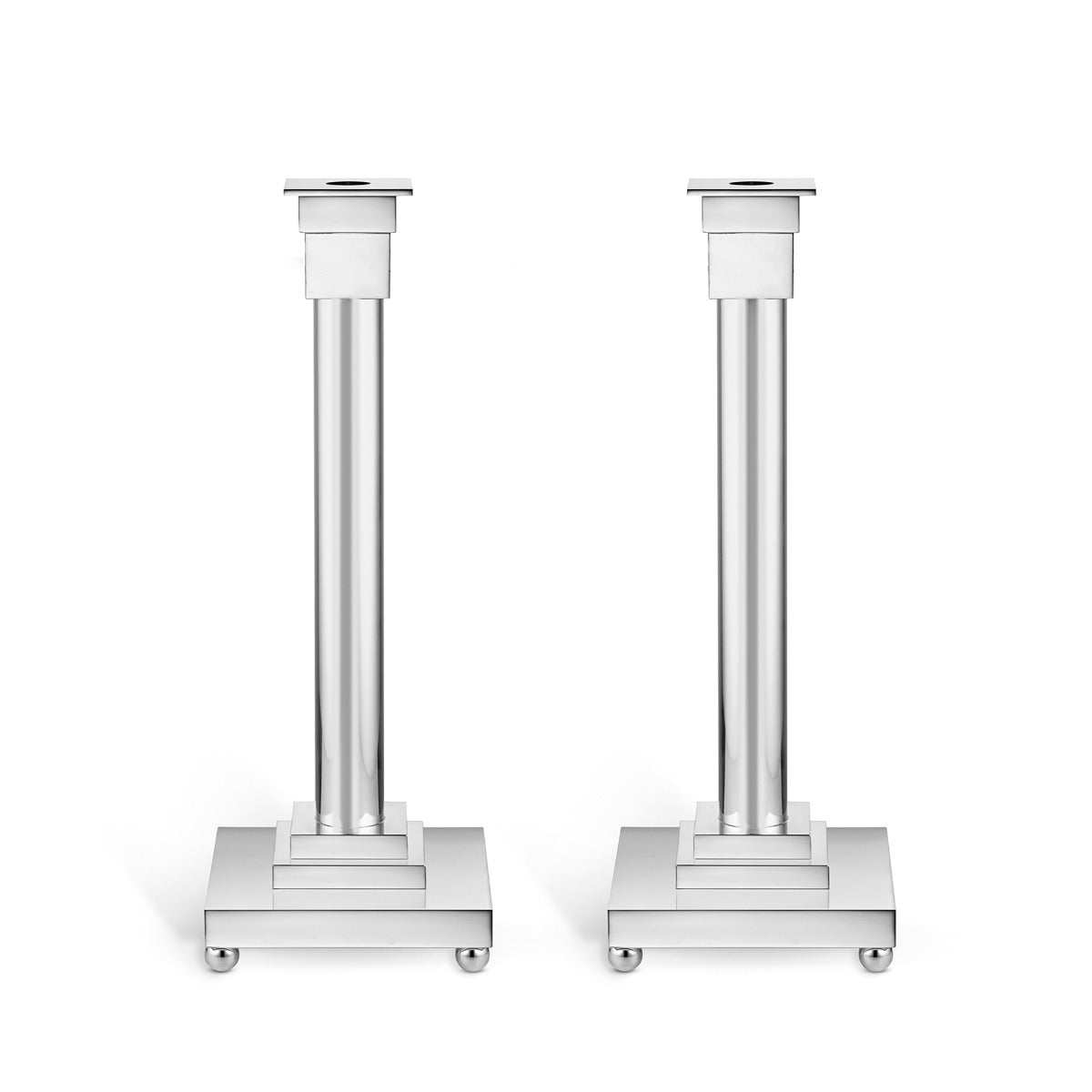 スターリングシルバーのクラシックな燭台のペア