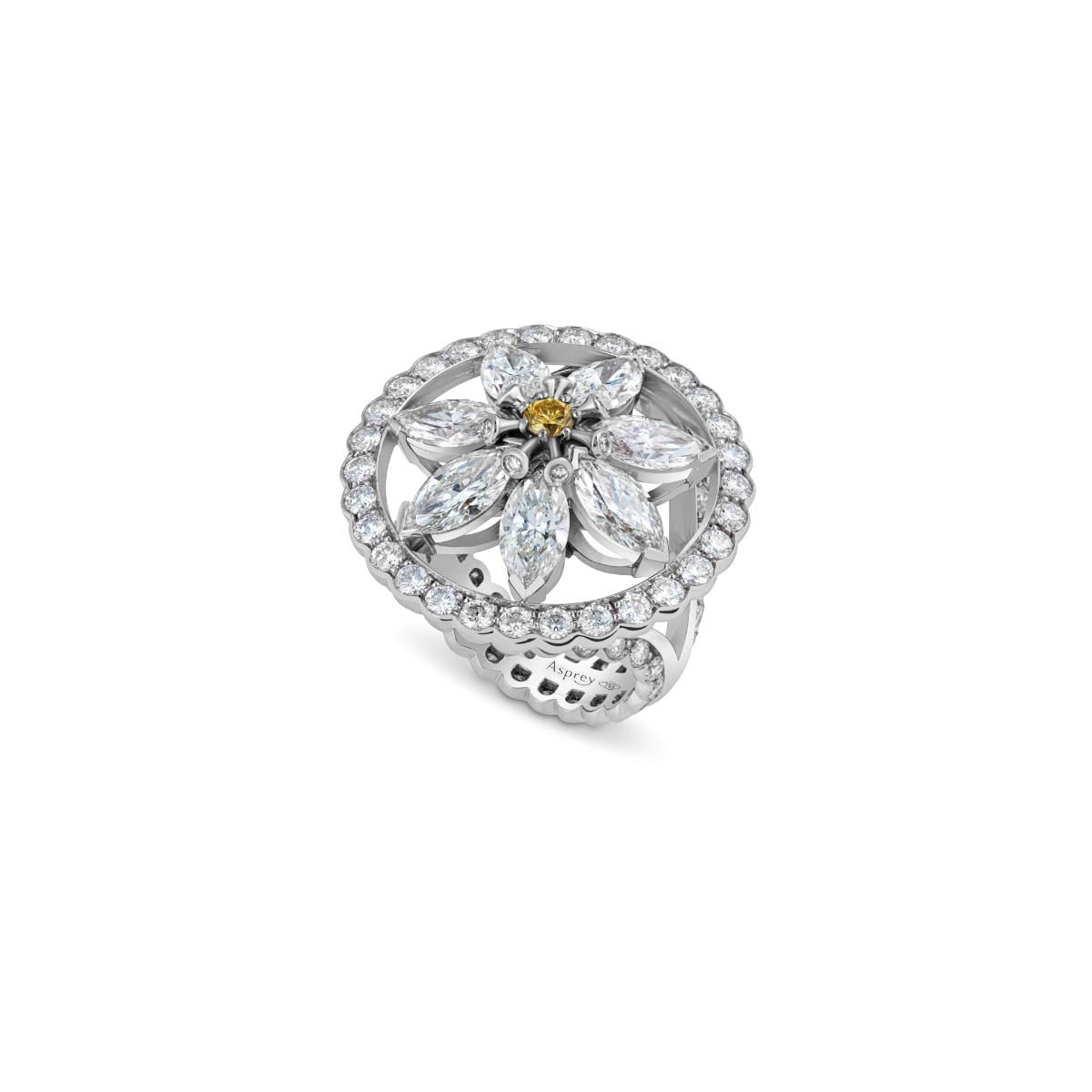 Daisy Ring in 18ct White Gold with Diamonds