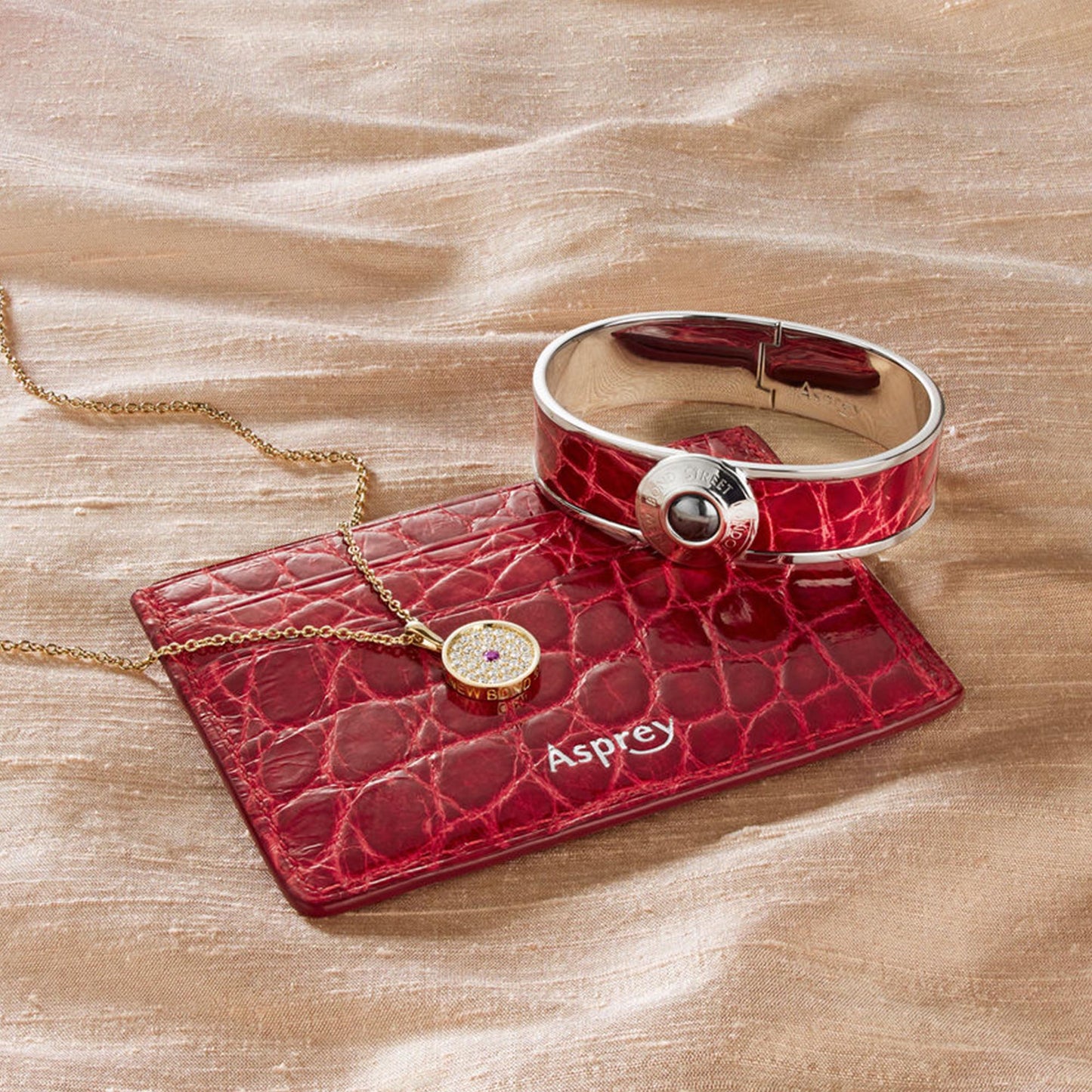 Bond Street Narrow Button Cuff in Crocodile with Palladium Finish