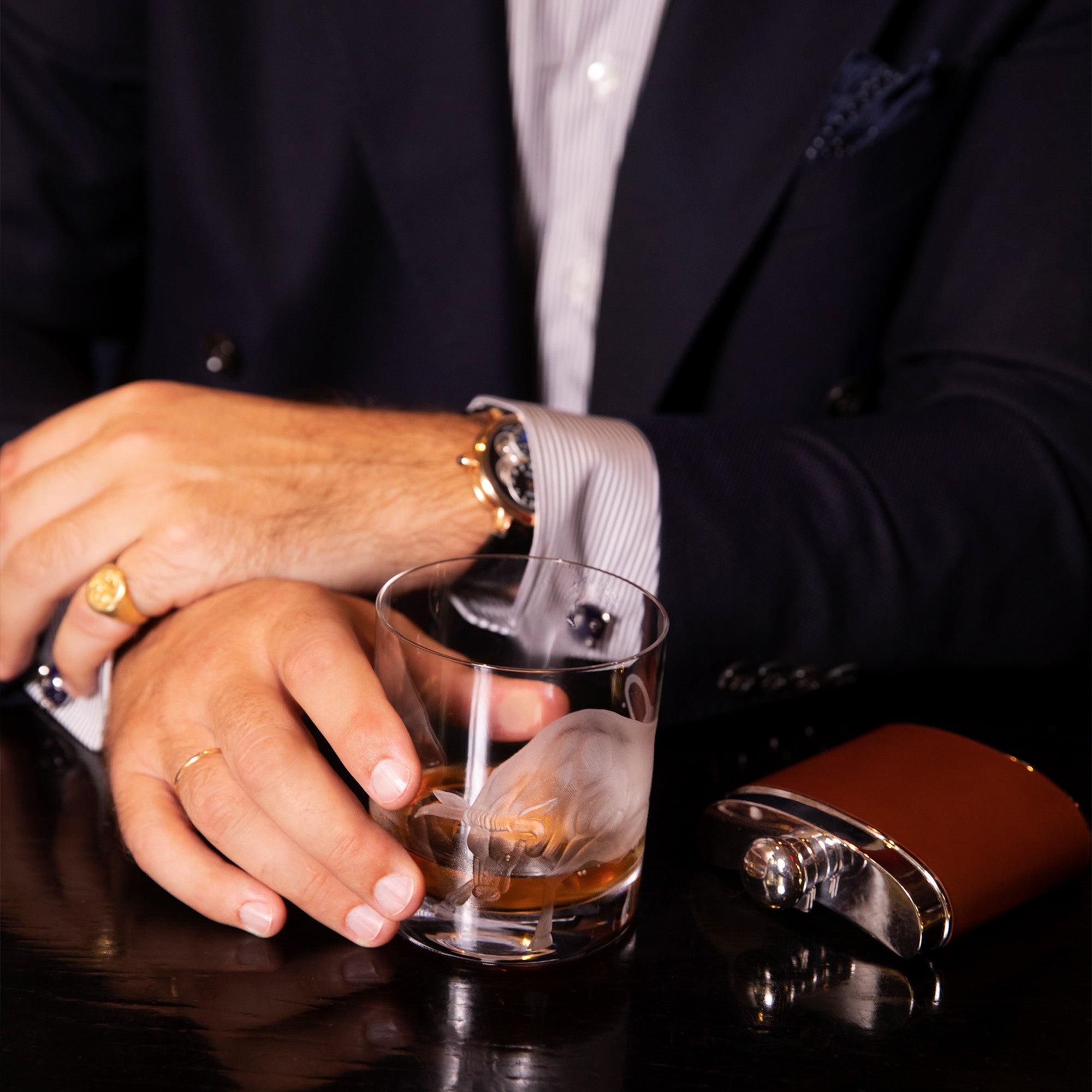 Hip Flask in Sterling Silver & Leather – Asprey London