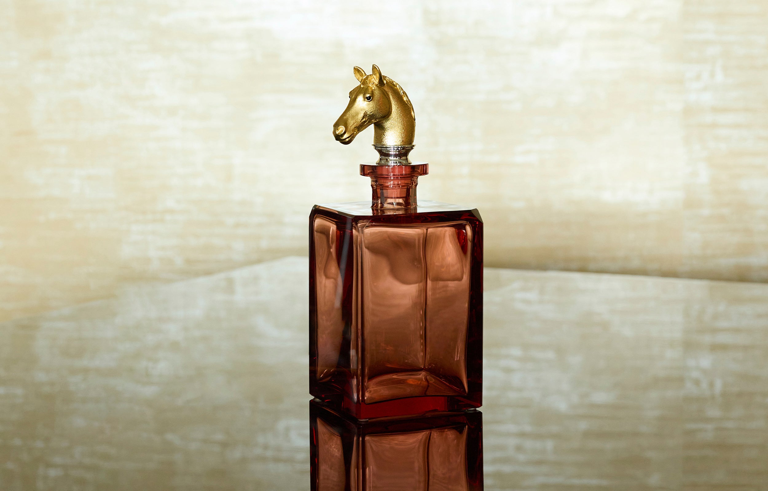 1781年創業の象徴的なジュエリー、レザー、シルバーギフトなど