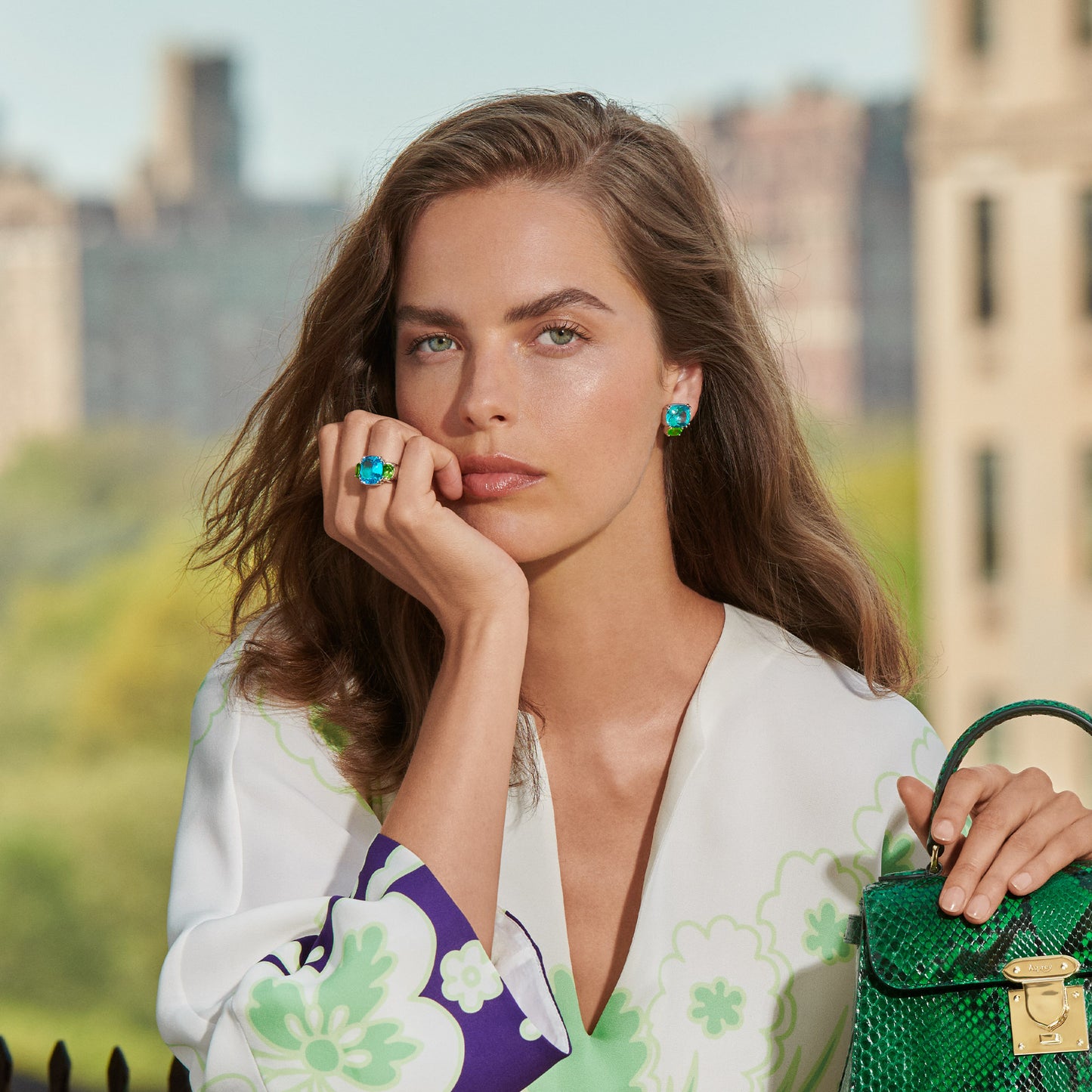Maxi Chaos Ring in 18ct White Gold with Blue Topaz and Peridot